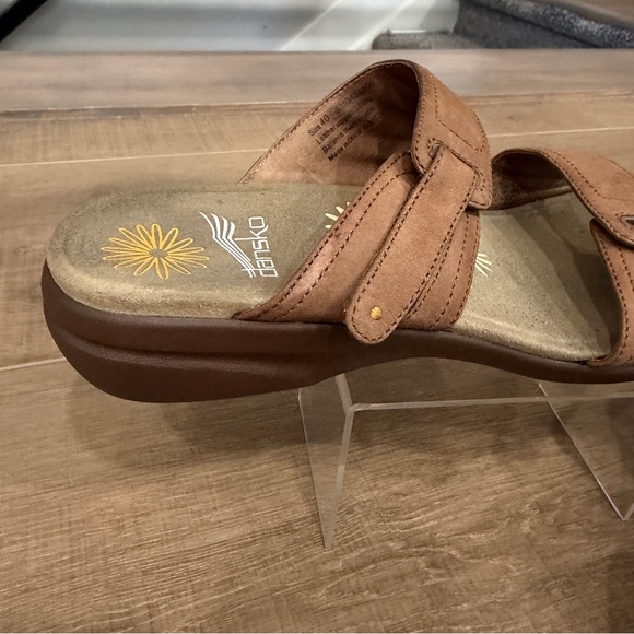 Dansko Isabel Brown Nubuck Women 10-10.5/EU 40 Slip On‎ Hook & Loop Sandals - Picture 4 of 11